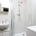 With 2 Bedrooms With Kitchen Near Metro Appartement Prague