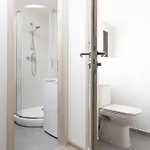 With 2 Bedrooms With Kitchen Near Metro Appartement